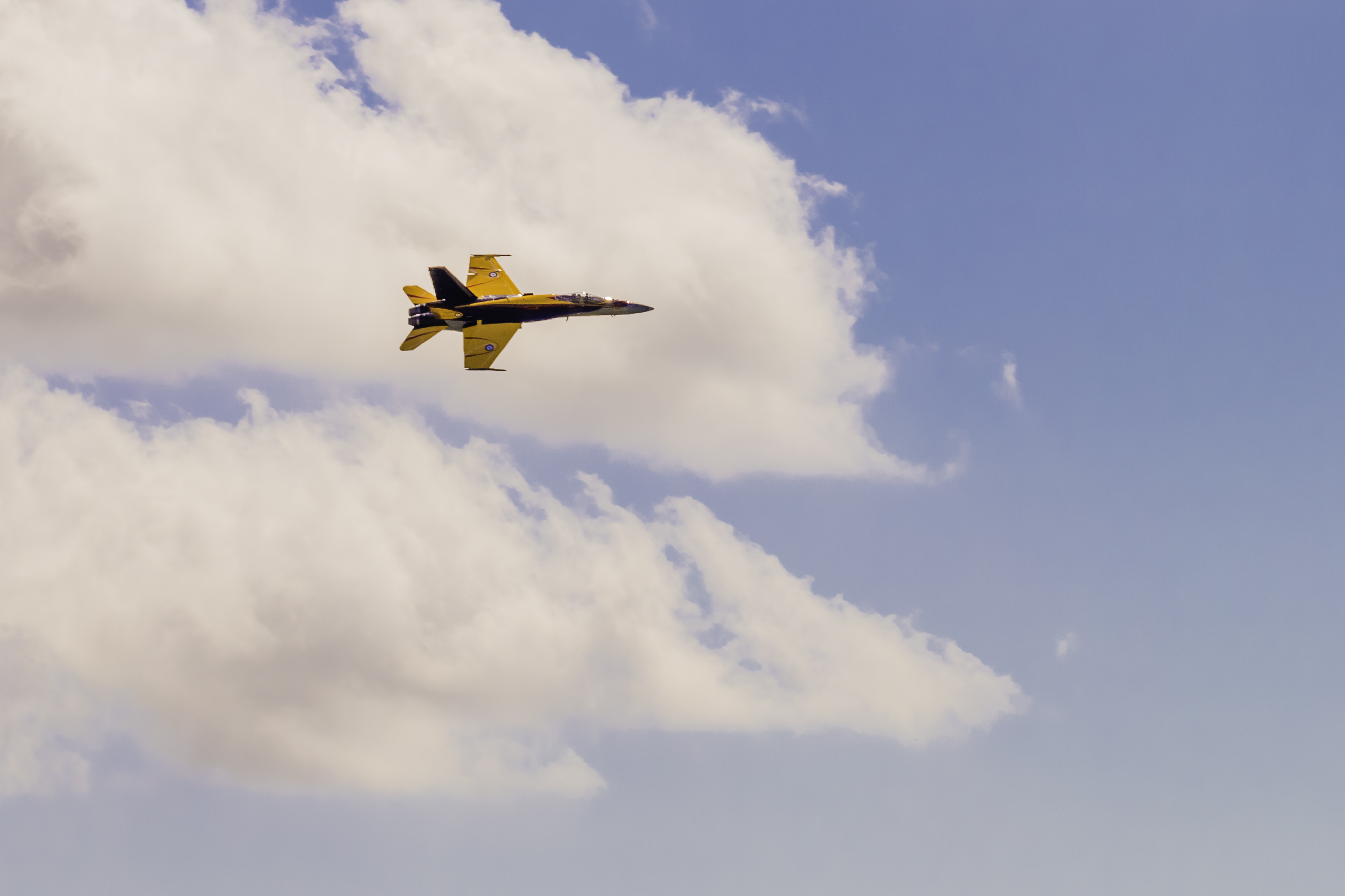 CF-18 Hornet Aerobatics at MB AirShow 2016
